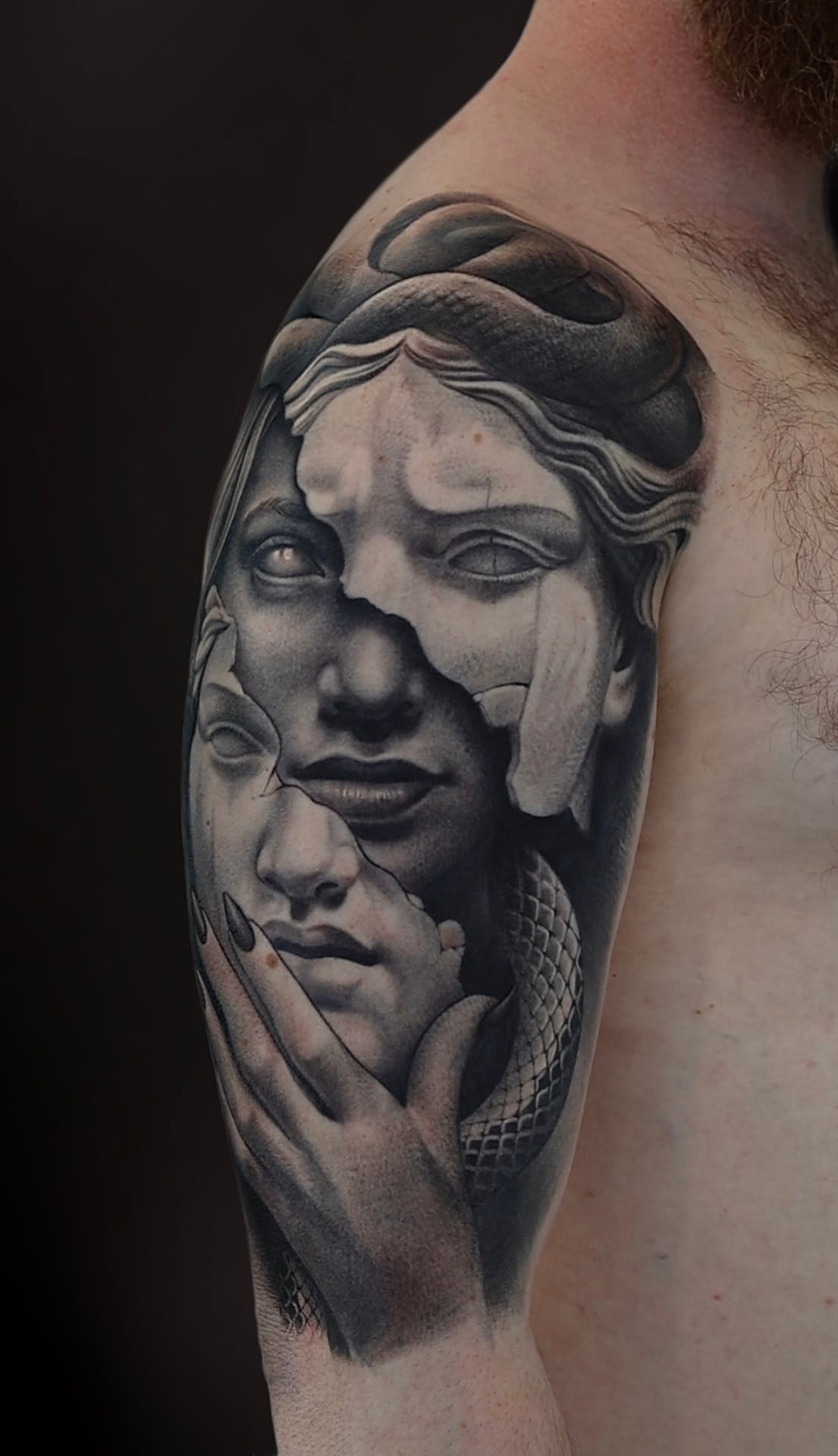 Realisme black and grey tatovering Oslo